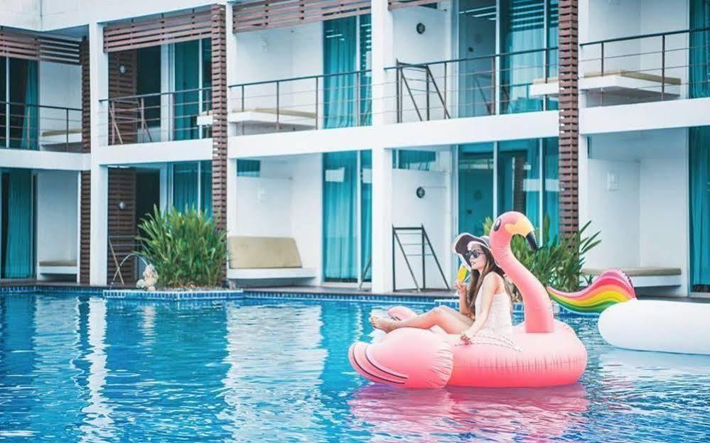 VANA 웰니스 리조트 농카이  외부 사진